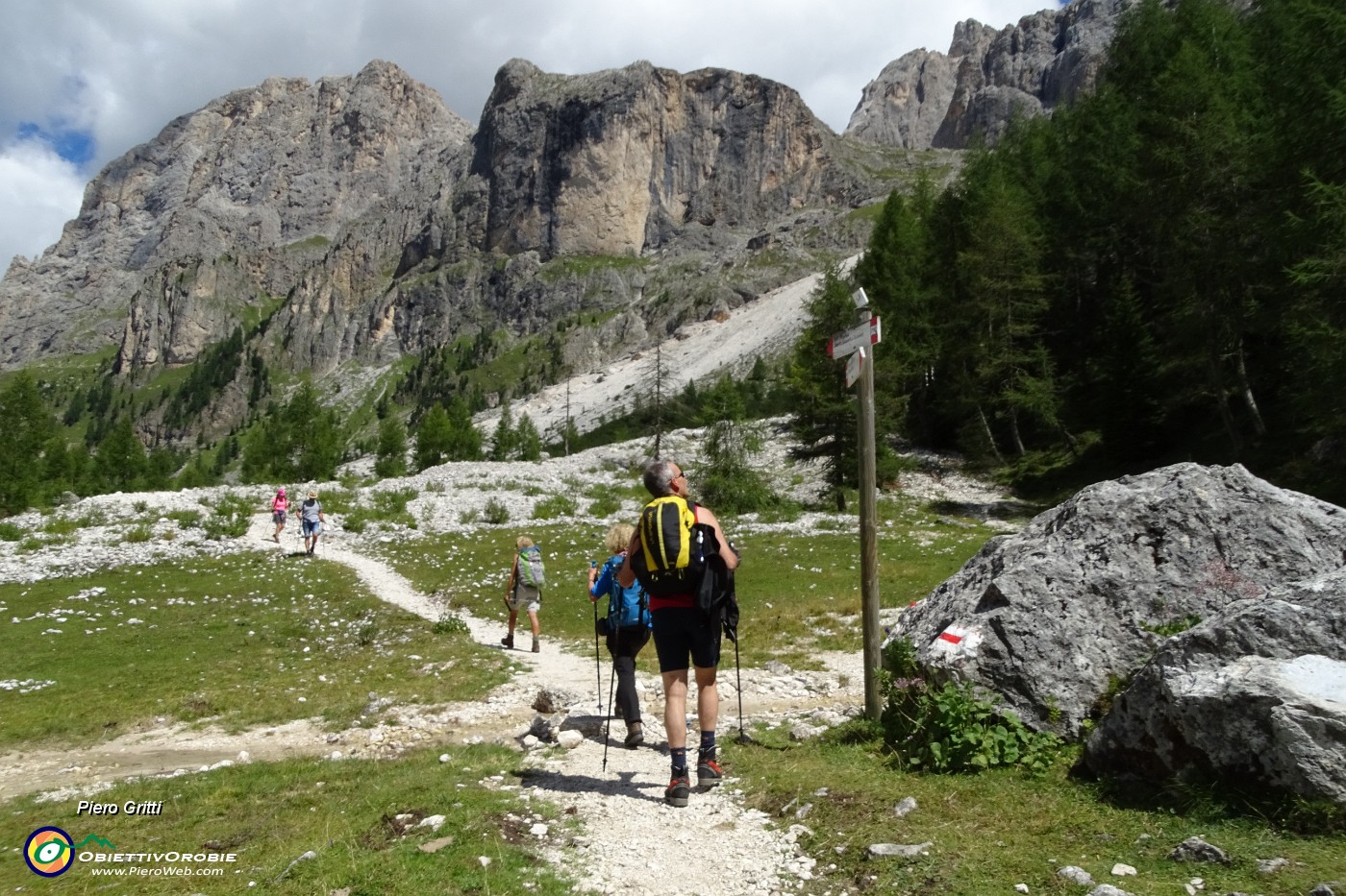 In vetta al Monte Mulaz (2906 m) alle Pale di San Martino il 13 agosto ...