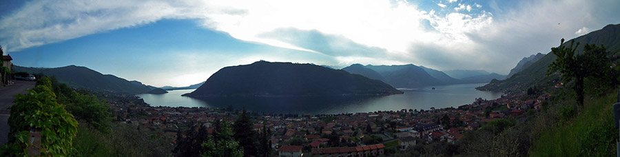 Sale Marasino con il Lago d'Iseo e Montisola al tramonto