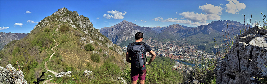 Dal II° Corno vista in vetta Monte Barro e verso Lecco e i suoi monti