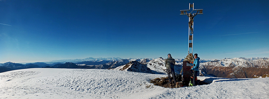 Panorama grandioso anche verso le Alpi