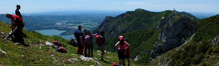 Vista verso Monte RAI e i Corni di Canzo