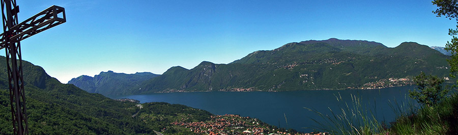 Panoramica dalla 'Croce di Brentalone (654 m.) verso 'Quel ramo del Lago di Como'