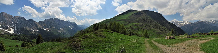 Vista panoramica dal Passo del Giovetto (1816 m)