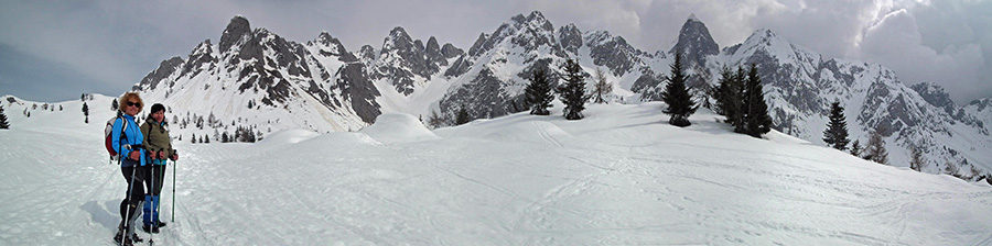 Al cospetto delle Piccole Dolomiti Scalvine