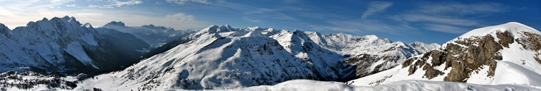 Panoramica dal Campioncino verso la Val di Scalve e le Orobie - foto Piero Gritti 15 gennaio 09