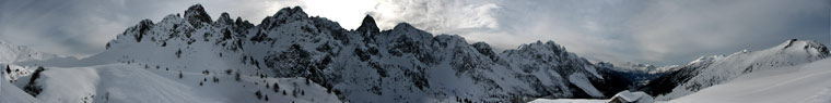 Panoramica sulla conca dei Campelli di Schilpario