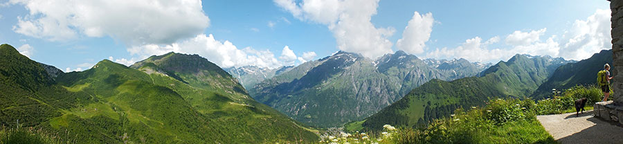 Dalla chiesetta della Manina (1821 m.) vista su Val Bondione