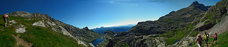 Salendo dal Lago d'Aviasco al Monte Cabianca