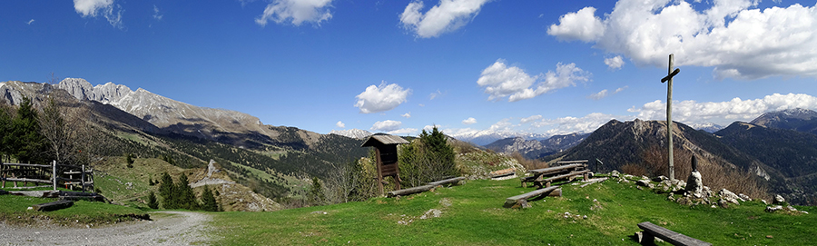 Panoramica alla Baita Cornetto (1527 m) verso la Presolana