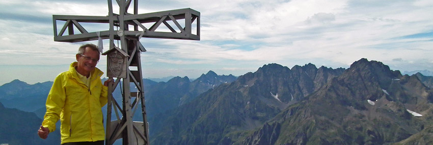 Dal Pizzo Recastello i 'Giganti orobici' Coca, Redorta, Scais e il Pizzo del Diavolo