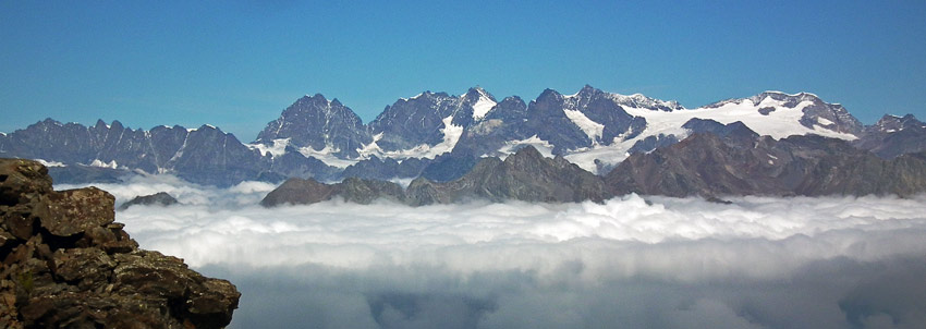 Panoramica dalla vetta del Pizzo Coca (3050 m.) verso il gruppo Bernina-Cevedale - 2