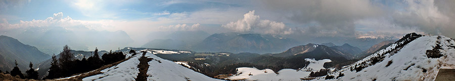 In vetta al Monte Colombina (1459 m.)