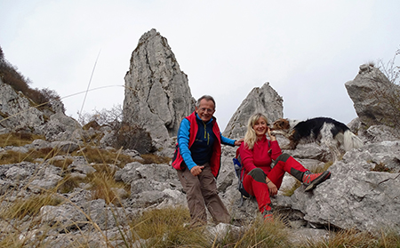 In Cornagera (1311 m) ad anello sui sentieri ‘Cornagera’ e ‘Vetta’ il 4 novembre 2016 - FOTOGALLERY