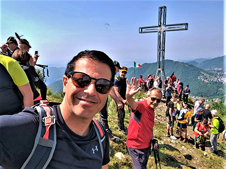 In Cornagera (1311 m) ad anello con Messa in vetta – 2giu23  -  FOTOGALLERY