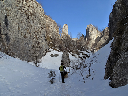 CORNAGERA e POIETO innevati ad anello da Aviatico (21febb21) - FOTOGALLERY