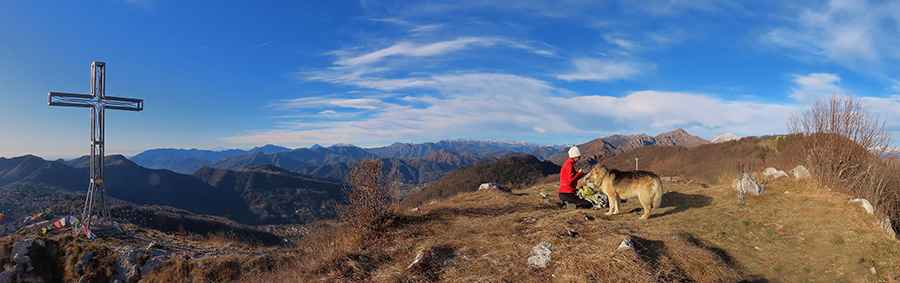 Alla bella croce di vetta della Cornagera (1311 m) 