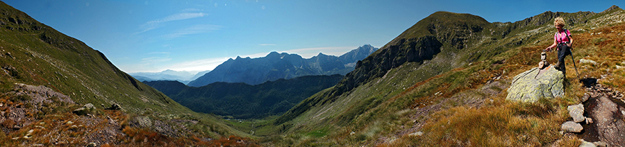 Vista sullla Valle di Salina, risalente dalla Val Sanguigno