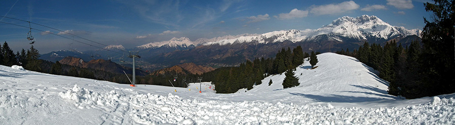 La pista di sci alla Malga Alta di Pora da attraversare