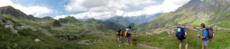 Salendo da Lizzola al Passo Bondione sul sentiero 322