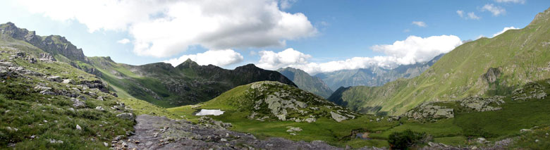 Salendo da Lizzola al Passo Bondione sul sentiero 322