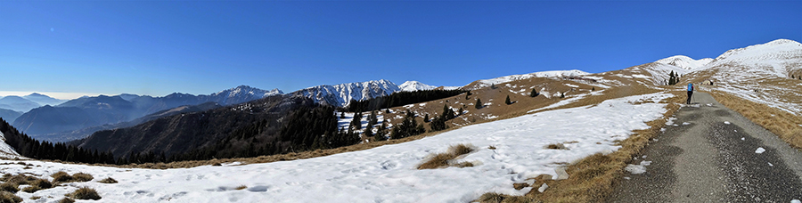 Salendo dalla Prima alla Ssconda Biata del Monte Vaccaro