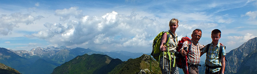 Con vista verso Monti Zulino, ZanettiBani e, oltre, la Presolana