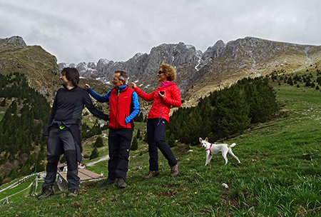 Monte Visolo (2369 m) dal Passo della Presolana in primaverile il 29 aprile 2015 - FOTOGALLERY