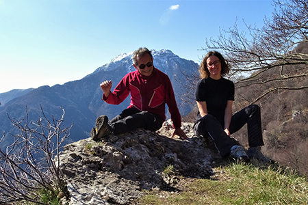 Monte Due Mani (1656 m) con Cima Muschiada (1458 m) dalla Culmine S. Pietro il 20 aprile 2019- FOTOGALLERY 
