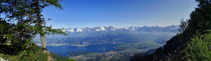 Dai pascoli di Agrogno panorama sull'alto Lago di Como