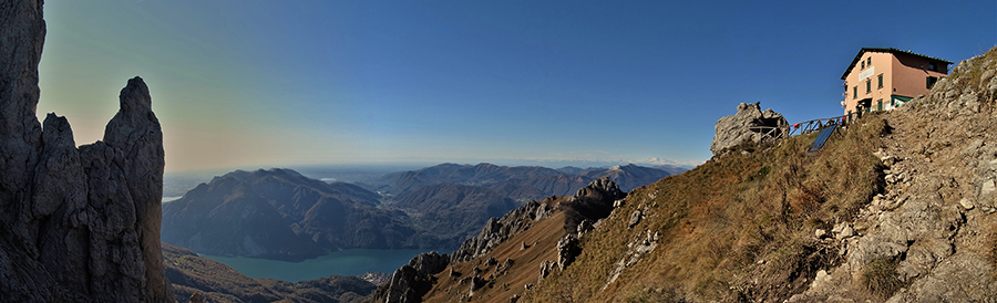 Ultimo ripido strappo per il Rifugio Rosalba con spettacolare vista panoramica