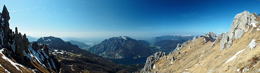 Salita primaverile dal Pian dei Resinelli al RIF. ROSALBA il 14 aprile 2013