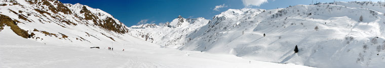 Alpe Varrone col Rif. Casera Vecchia Varrone e il Pizzo Varrone