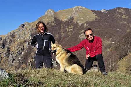 Monte Due Mani (1656 m) con Cima Muschiada (1458 m) dalla Culmine S. Pietro il 20 aprile 2019- FOTOGALLERY 