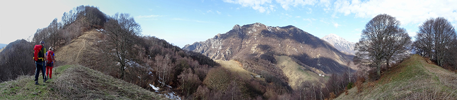 Dal dosso di Redondello vista verso Cima Muschiada e Due Mani