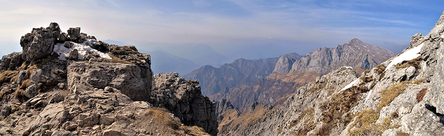 Alla Selletta di Val Scarettone con vista in Grignone
