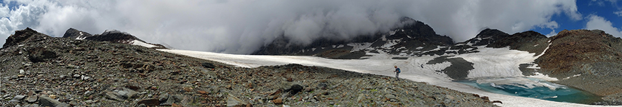 Alla sella Tra Cima Fontana e Piz Varuna con un bel lago glaciale (2909 m)