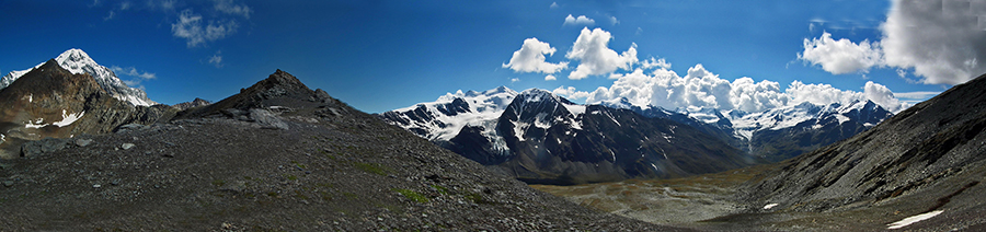 Al Passo di Zebrù (3001 m) con vista verso il Gran Zebrù e la Valle di Cedèc