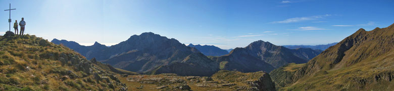 Panoramica da Cima Giovanni Paolo II verso l'Arera