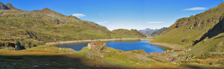 Panoramica  sui Laghi Gemelli