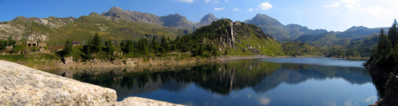 Salita al Rif. Calvi dal sentiero estivo, passaggio al Rif. Longo dal Passo della Selletta e discesa dalla carrareccia - FOTOGALLERY