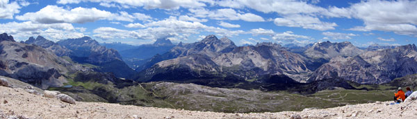 Panoramica dalla Croda del Becco - Dolomiti di Braies - Alta Val Badia -foto Andrea Gervasoni luglio 07