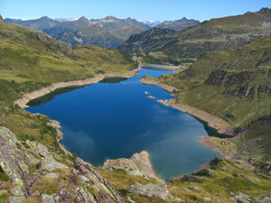 I Laghi Gemelli visti tra p.so di Mezzano e p.so Laghi Gemelli - foto Andrea Gervasoni agosto 07