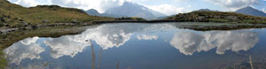 L'Arera riflesso nella pozza in prossimità delle baite di Campo -foto Andrea Gervasoni agosto 07