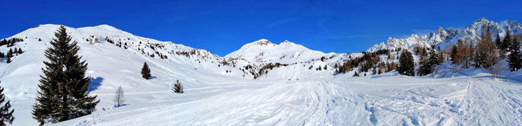 Panoramica sulla conca dei Campelli di Schilpario