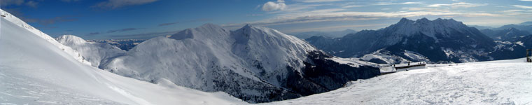 Panorama dal Rif. Capanna 2000 verso Cima Foppazzi, Grem e Alben - foto Annalisa Zanchi 25 genn 09