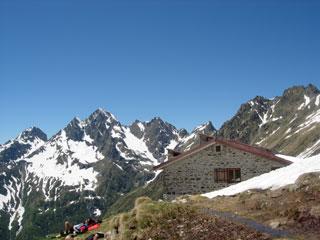 Salita lunga ma bella da Fiumenero al Rifugio Brunone il 13 giugno 2009 - FOTOGALLERY