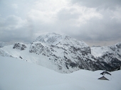 Da Capovalle salita verso il Passo di Mezzeno il 19 marzo 2011 - FOTOGALLERY