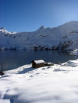 Baita in riva ai Laghi Gemelli