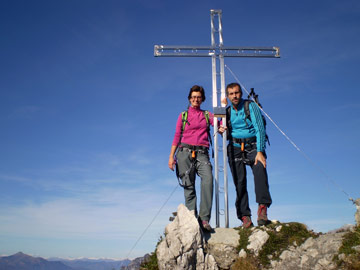 SALITA AL MONTE MAGNODENO LUNGO IL SENTIERO ATTREZZATO DELLA CRESTA DI GIUMENTA - FOTOGALLERY