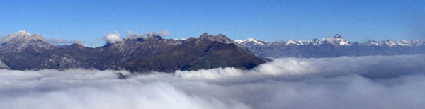 Dallla Presolana...il cielo è blu sopra le nuvole - foto Erasmo Perani 7 ott 07